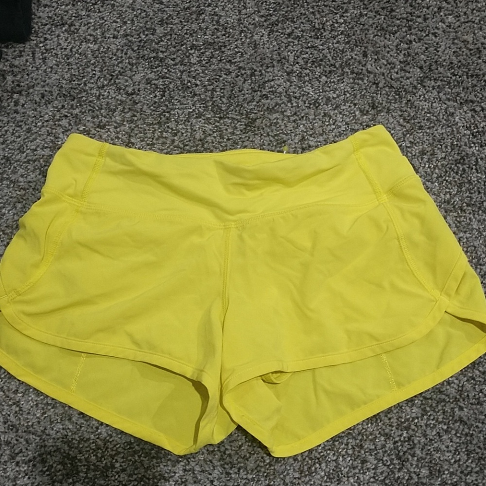Lululemon shorts builtin underwear,nwot,